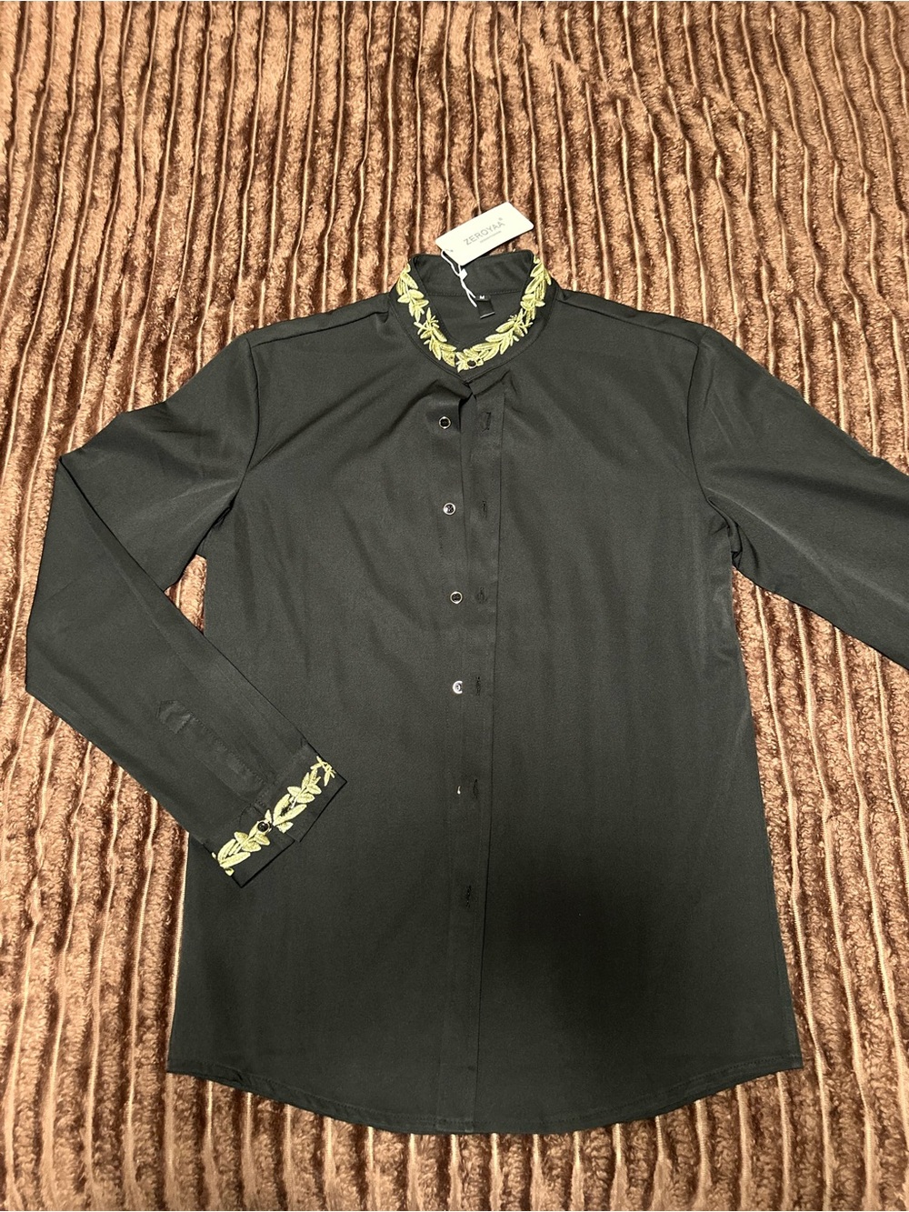 Black Men's Button-Up Shirt with Olive Leaf Embroidery